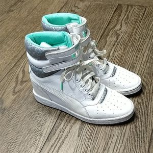 Puma Women's Wedge High Top Shoes 8.5